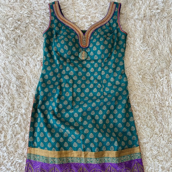 Multicolored salwar - Picture 1 of 10